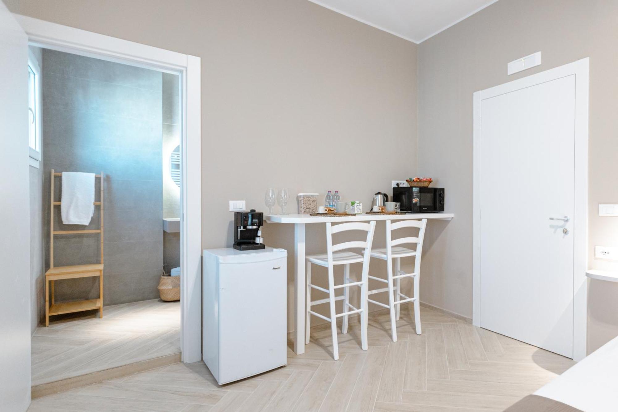 Pds Rooms Brindisi Luaran gambar